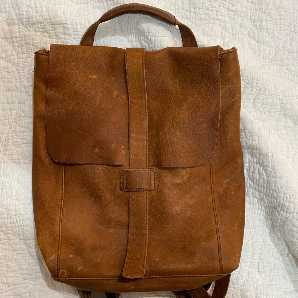 Duluth Leather convertible backpack